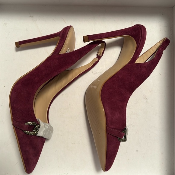 Charles David Reeling pump in mahogany size 6 NWOB - Picture 3 of 7